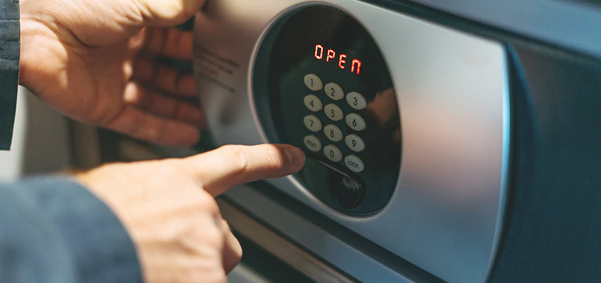 Cash Safe Openers in Hanford, California